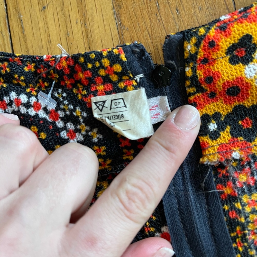 SOLD 70s Psychedelic Floral Mandala Prairie Dress - Picture 9 of 13